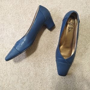 LifeStride Navy Heel